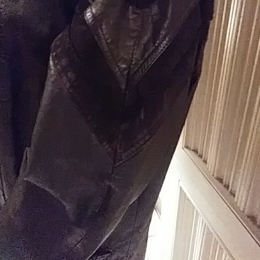 SALE Black leather car coat. - Picture 5 of 8